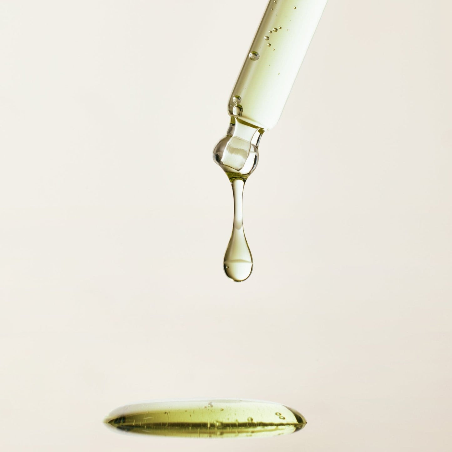 Calming Serum : Green tea + Panthenol 1.01 fl. oz.(30ml)